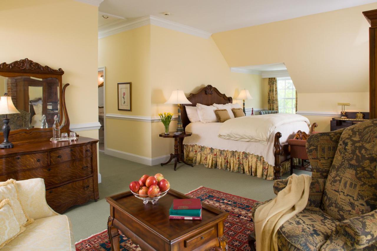 Inn At Warner Hall Gloucester ภายนอก รูปภาพ